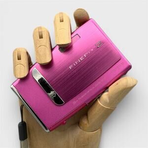 Fujifilm FinePix Z10fd Digital Camera | 7.2MP | Pink